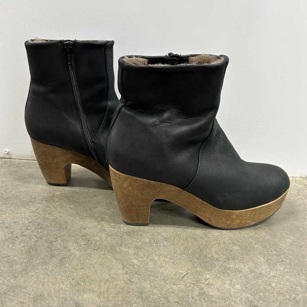 Coclico Black Leather & Shearling Zip Ankle Boots with Brown Wooden Heel